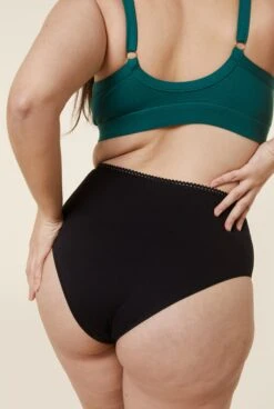 1 GRANDE BRASSIERE + 1 CULOTTE - Pink Black -Optimal Lingerie Magasin 2023 01 18 WAJ eshop18 1