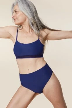 Brassière Sans Couture - Marine -Optimal Lingerie Magasin 230413 WAJ eshop140