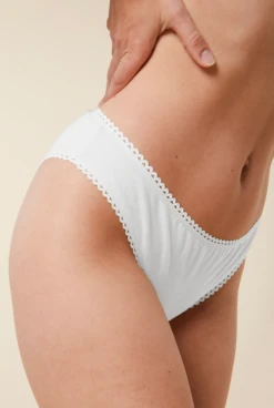 1 BRASSIERE + 1 CULOTTE - Blanc -Optimal Lingerie Magasin WAJ juin 22 25 1