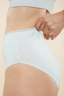 Culotte Taille Haute Coton BIO - Paillettes Vert D'eau 12 Culotte Taille Haute Coton BIO - Paillettes Vert D'eau -Optimal Lingerie Magasin WAJ mai 22 40c