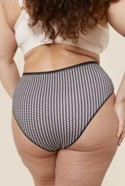 Optimal Lingerie Magasin -Optimal Lingerie Magasin femmebrunededosculottetaillehautevichy